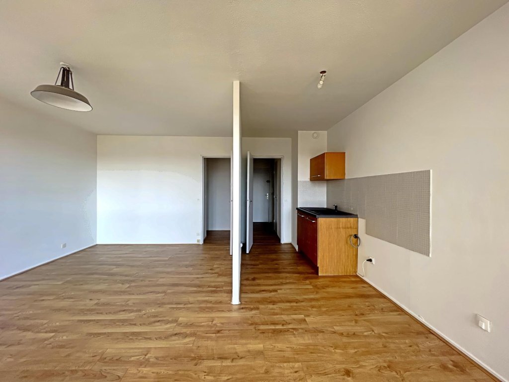 APPARTEMENT T3 A VENDRE - ST ETIENNE Centre Ville - 52.44 m2 - 75 000 &euro;