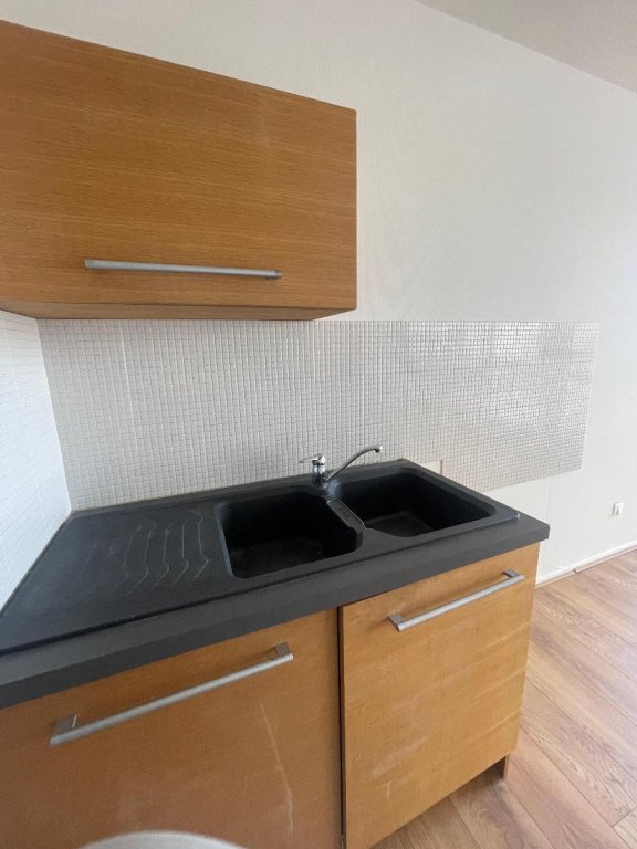 APPARTEMENT T3 A VENDRE - ST ETIENNE Centre Ville - 52.44 m2 - 75 000 &euro;