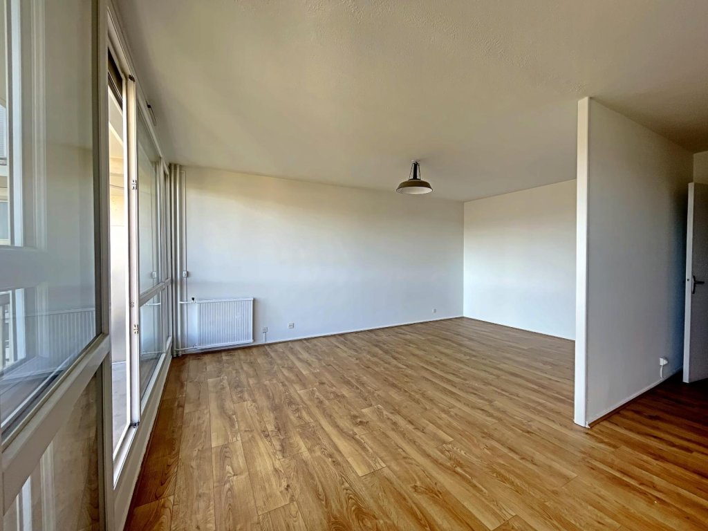 APPARTEMENT T3 A VENDRE - ST ETIENNE Centre Ville - 52.44 m2 - 75 000 &euro;