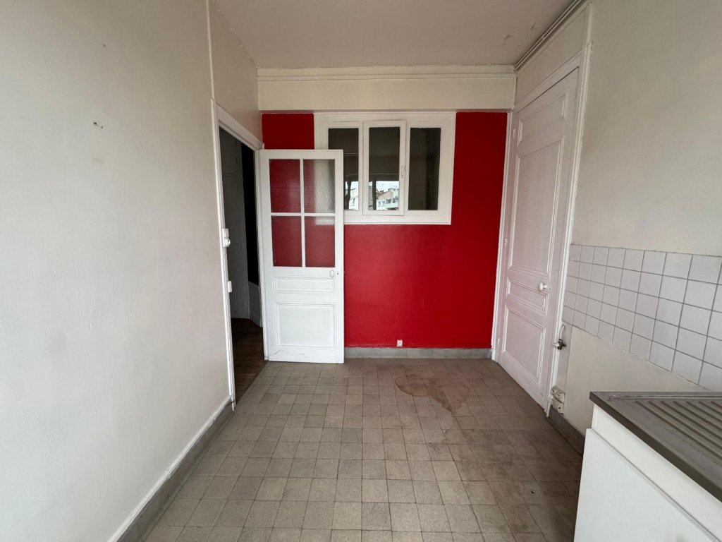 APPARTEMENT T3 A VENDRE - ST ETIENNE Centre Ville - 56.07 m2 - 49 000 &euro;