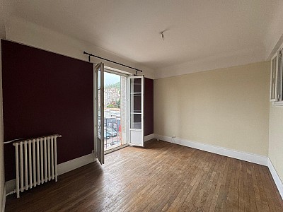 APPARTEMENT T3 A VENDRE - ST ETIENNE Centre Ville - 56.07 m2 - 49 000 &euro;