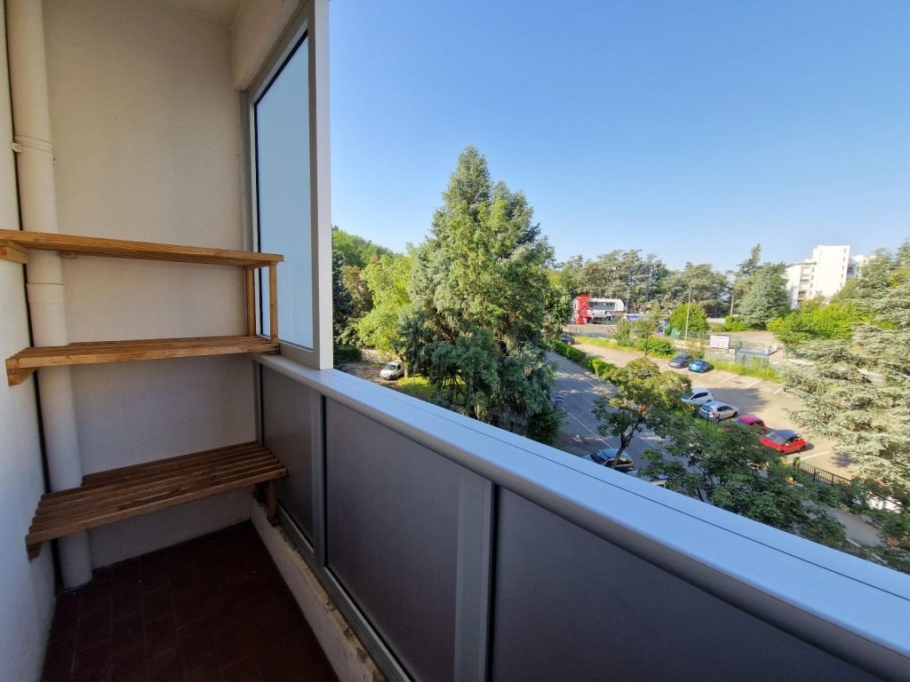 APPARTEMENT T4 A LOUER - ST ETIENNE - 67.82 m2 - 725 &euro; charges comprises par mois