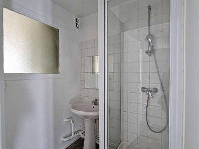 APPARTEMENT T4 A LOUER - ST ETIENNE - 63.92 m2 - 695 &euro; charges comprises par mois