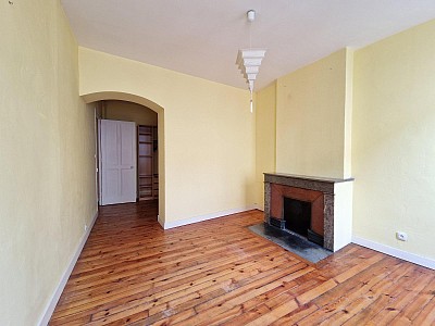 APPARTEMENT T4 A LOUER - ST ETIENNE - 112.53 m2 - 890 &euro; charges comprises par mois