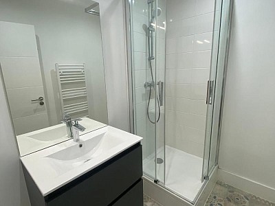 APPARTEMENT T4 A LOUER - ST ETIENNE - 107.89 m2 - 990 &euro; charges comprises par mois