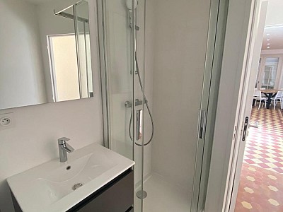 APPARTEMENT T4 A LOUER - ST ETIENNE - 107.89 m2 - 990 &euro; charges comprises par mois