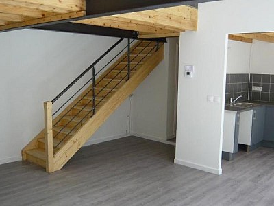 APPARTEMENT T4 A LOUER - ST ETIENNE - 86.08 m2 - 740 &euro; charges comprises par mois
