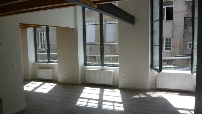 APPARTEMENT T4 A LOUER - ST ETIENNE - 86.08 m2 - 740 &euro; charges comprises par mois