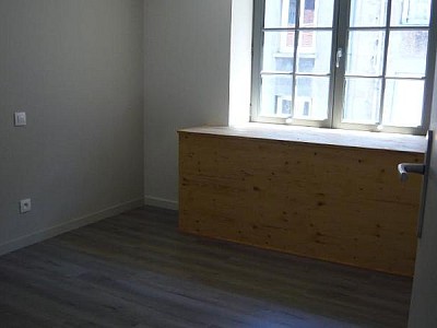 APPARTEMENT T4 A LOUER - ST ETIENNE - 86.08 m2 - 740 &euro; charges comprises par mois