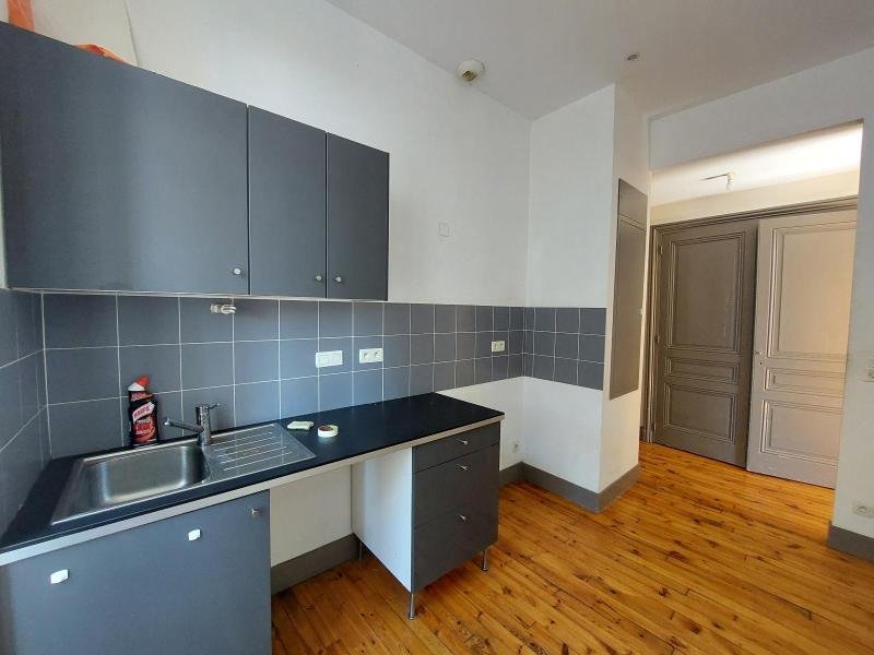 APPARTEMENT T4 A LOUER - ST ETIENNE - 80.34 m2 - 655 &euro; charges comprises par mois