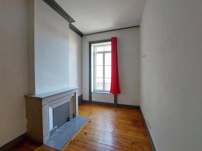 APPARTEMENT T4 A LOUER - ST ETIENNE - 80.34 m2 - 655 &euro; charges comprises par mois