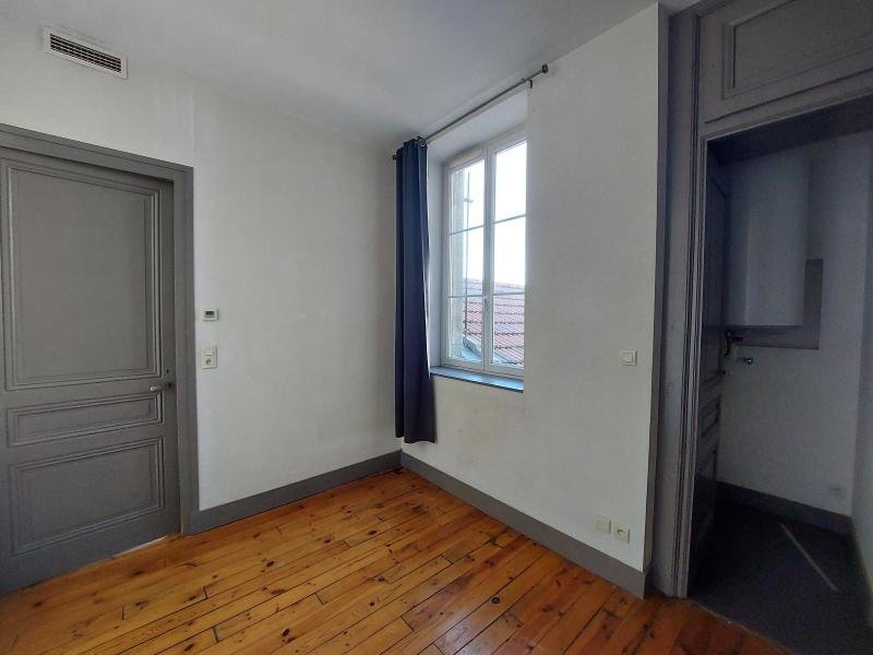 APPARTEMENT T4 A LOUER - ST ETIENNE - 80.34 m2 - 655 &euro; charges comprises par mois