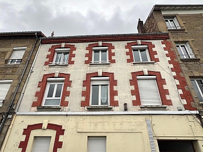 APPARTEMENT T4 A VENDRE - ST ETIENNE - 96 m2 - 95 000 &euro;