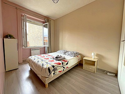 APPARTEMENT T4 A VENDRE - ST ETIENNE - 96 m2 - 95 000 &euro;