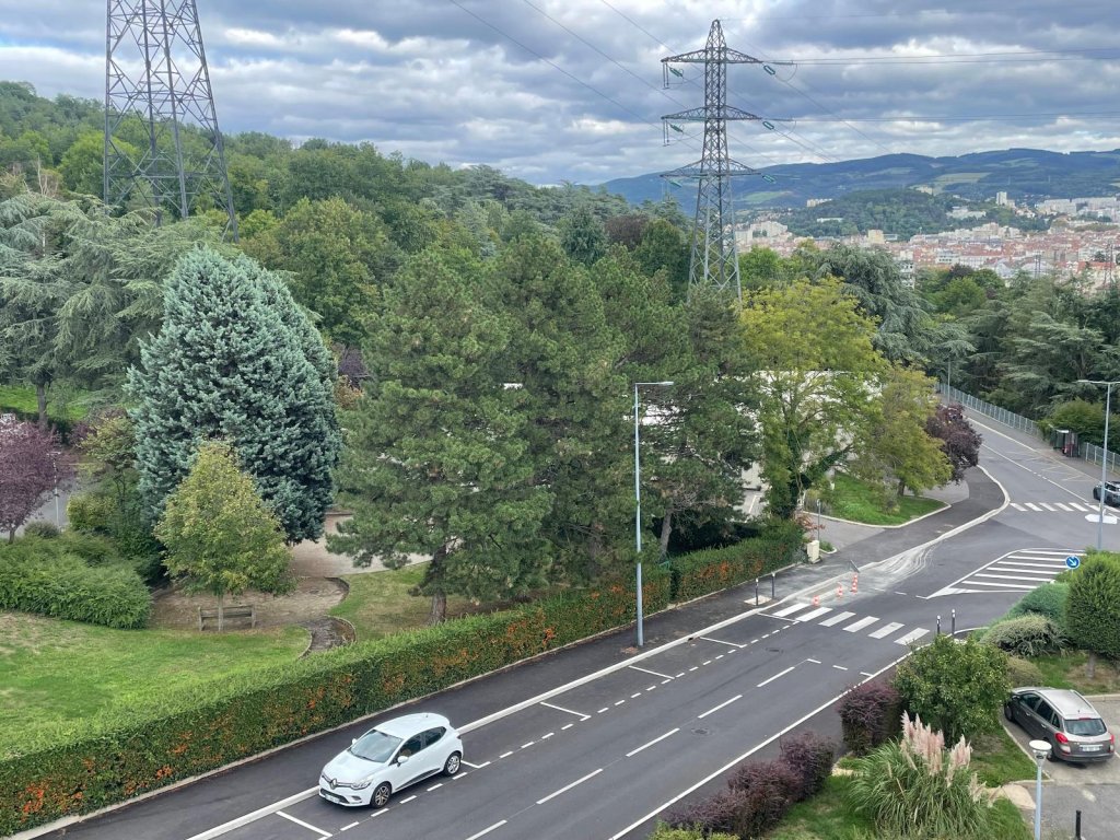 APPARTEMENT T4 A VENDRE - ST ETIENNE - 73.84 m2 - 72 500 &euro;