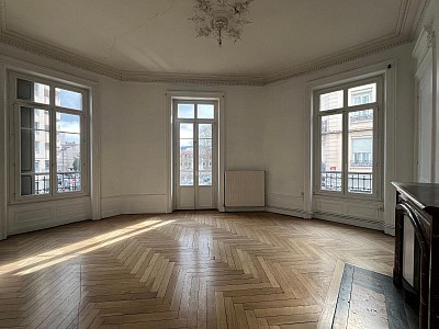 APPARTEMENT T4 A VENDRE - ST ETIENNE Centre Ville - 100 m2 - 189 000 &euro;