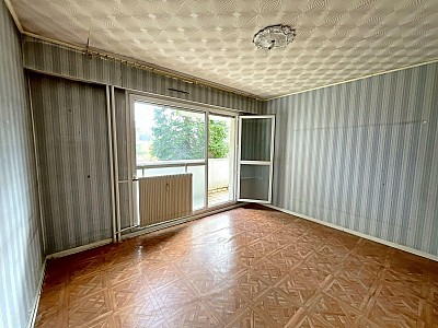 APPARTEMENT T4 A VENDRE - ST ETIENNE - 76 m2 - 69 500 &euro;
