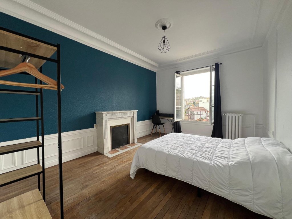 APPARTEMENT T4 A VENDRE - ST ETIENNE - 79.6 m2 - 106 000 &euro;