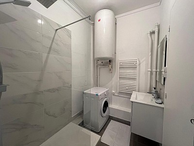 APPARTEMENT T4 A VENDRE - ST ETIENNE - 79.6 m2 - 106 000 &euro;