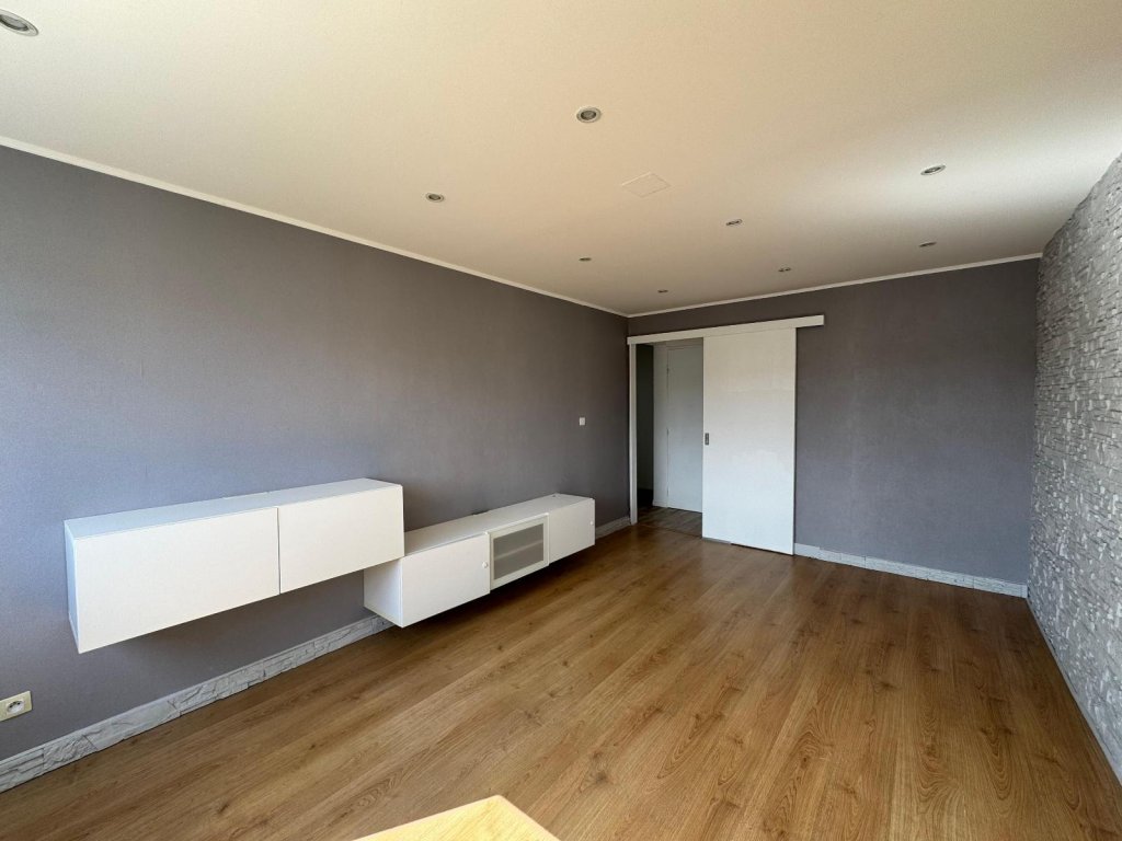 APPARTEMENT T4 A VENDRE - ST ETIENNE - 62.49 m2 - 72 000 &euro;