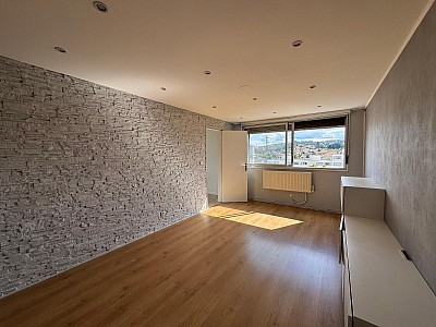 APPARTEMENT T4 A VENDRE - ST ETIENNE - 62.49 m2 - 72 000 &euro;