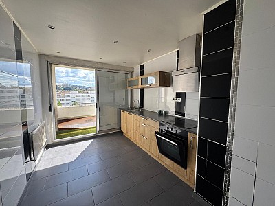 APPARTEMENT T4 A VENDRE - ST ETIENNE - 62.49 m2 - 72 000 &euro;