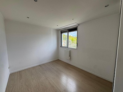 APPARTEMENT T4 A VENDRE - ST ETIENNE - 62.49 m2 - 72 000 &euro;