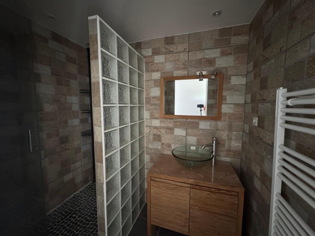 APPARTEMENT T4 A VENDRE - ST ETIENNE - 62.49 m2 - 72 000 &euro;