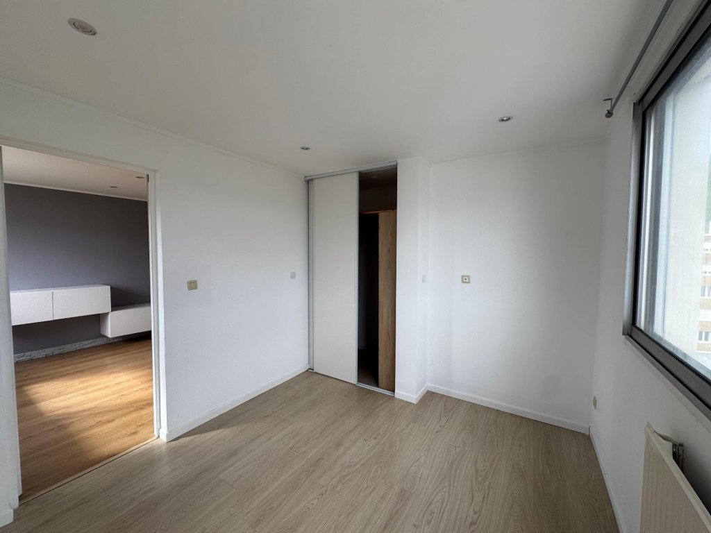 APPARTEMENT T4 A VENDRE - ST ETIENNE - 62.49 m2 - 72 000 &euro;