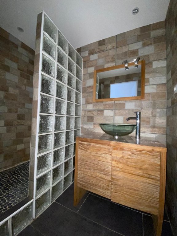 APPARTEMENT T4 A VENDRE - ST ETIENNE - 62.49 m2 - 72 000 &euro;