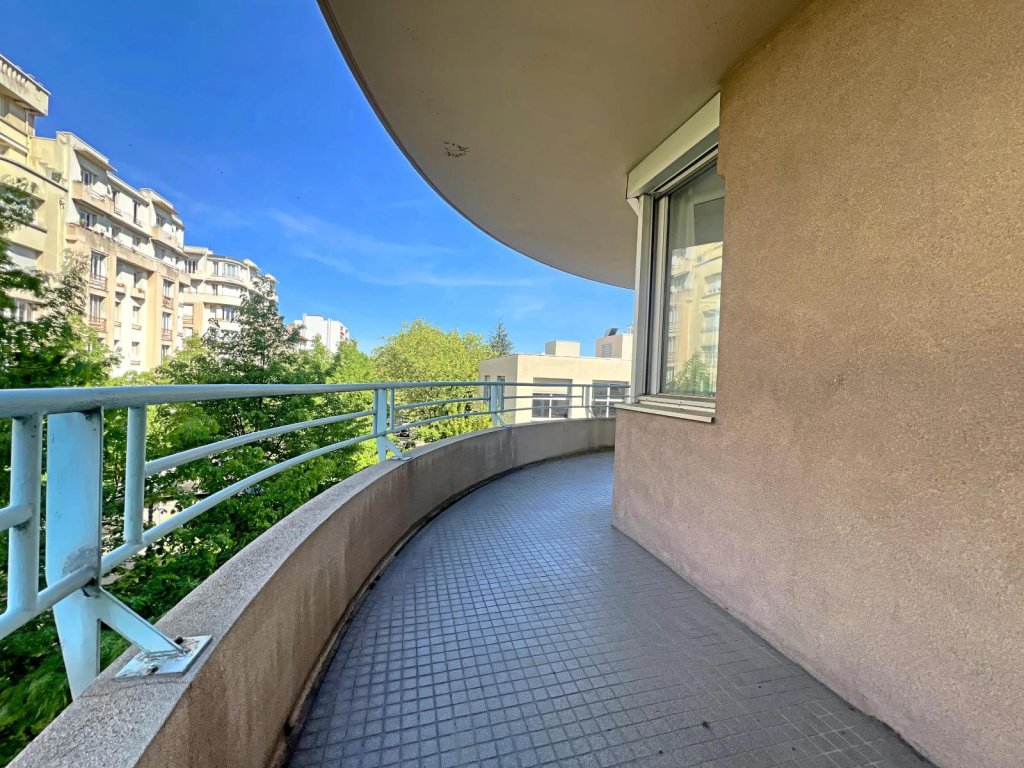 APPARTEMENT T4 A VENDRE - ST ETIENNE - 82 m2 - 109 000 &euro;