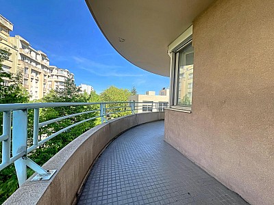 APPARTEMENT T4 A VENDRE - ST ETIENNE - 82 m2 - 109 000 &euro;