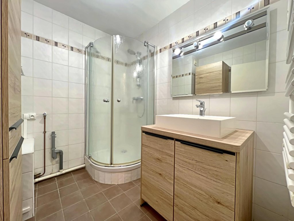 APPARTEMENT T4 A VENDRE - ST ETIENNE - 82 m2 - 109 000 &euro;