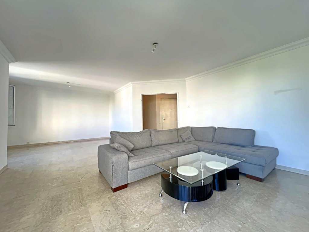 APPARTEMENT T4 A VENDRE - ST ETIENNE - 82 m2 - 109 000 &euro;