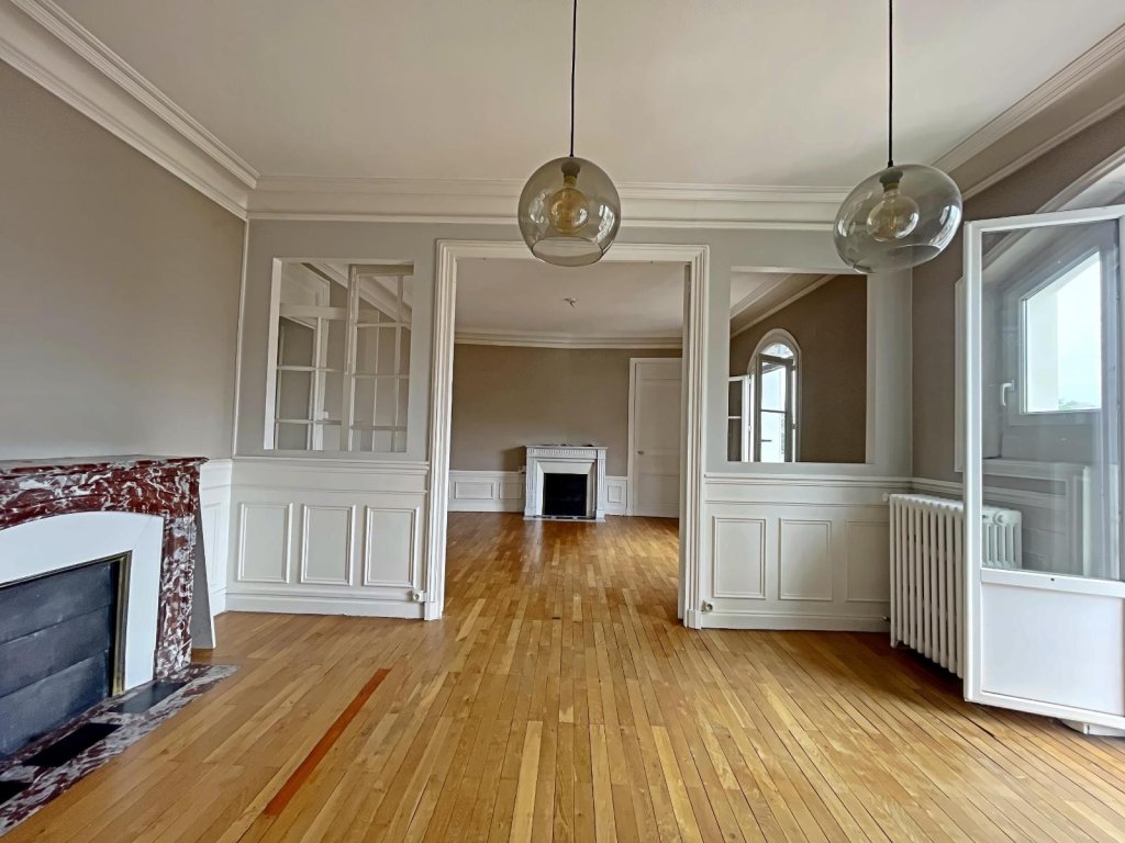 APPARTEMENT T4 A VENDRE - ST ETIENNE Centre Ville - 77.63 m2 - 85 000 &euro;