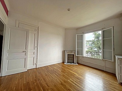 APPARTEMENT T4 A VENDRE - ST ETIENNE Centre Ville - 77.63 m2 - 85 000 &euro;