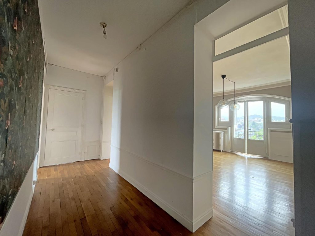 APPARTEMENT T4 A VENDRE - ST ETIENNE Centre Ville - 77.63 m2 - 85 000 &euro;
