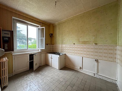 APPARTEMENT T4 A VENDRE - ST ETIENNE Centre Ville - 80.54 m2 - 75 000 &euro;