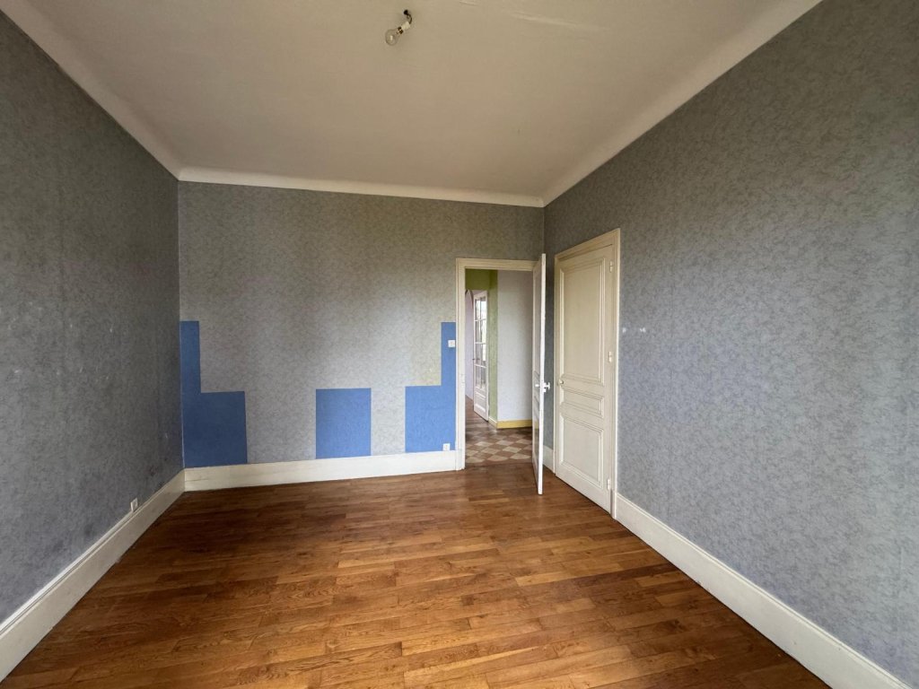 APPARTEMENT T4 A VENDRE - ST ETIENNE Centre Ville - 80.54 m2 - 75 000 &euro;