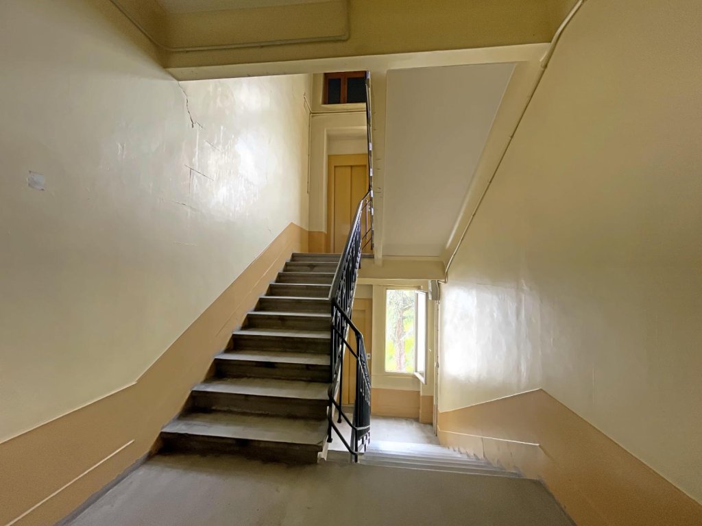APPARTEMENT T4 A VENDRE - ST ETIENNE Centre Ville - 80.54 m2 - 75 000 &euro;
