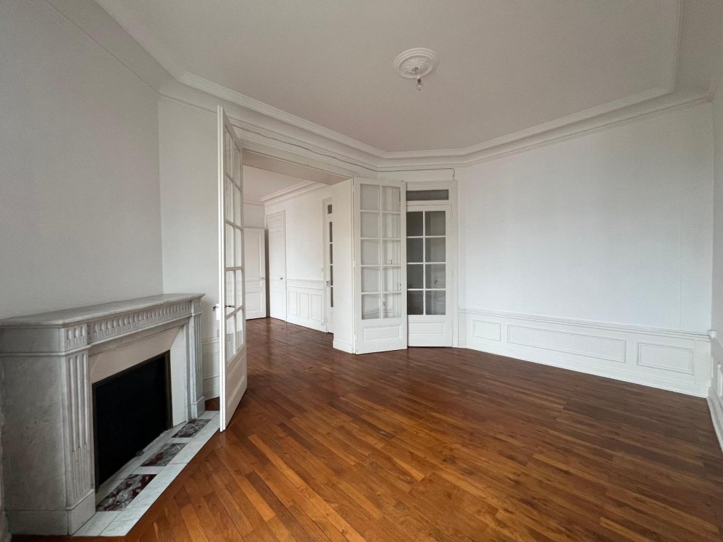 APPARTEMENT T4 A VENDRE - ST ETIENNE - 78 m2 - 75 000 &euro;