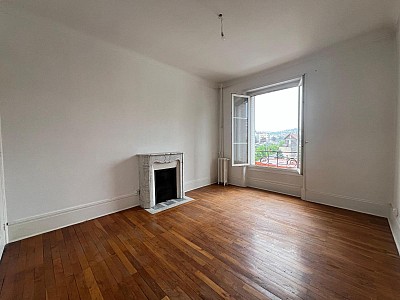 APPARTEMENT T4 A VENDRE - ST ETIENNE - 78 m2 - 75 000 &euro;
