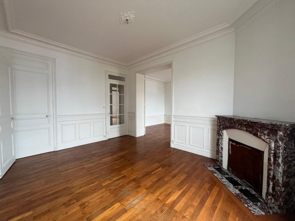 APPARTEMENT T4 A VENDRE - ST ETIENNE - 78 m2 - 75 000 &euro;
