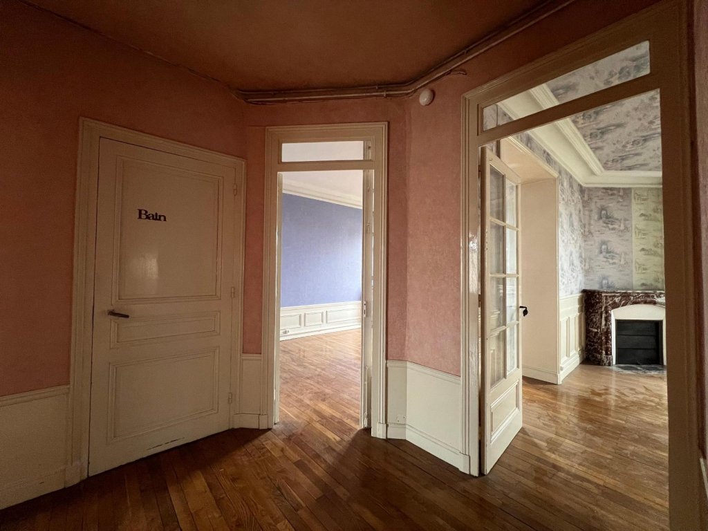 APPARTEMENT T4 A VENDRE - ST ETIENNE - 78 m2 - 69 000 &euro;