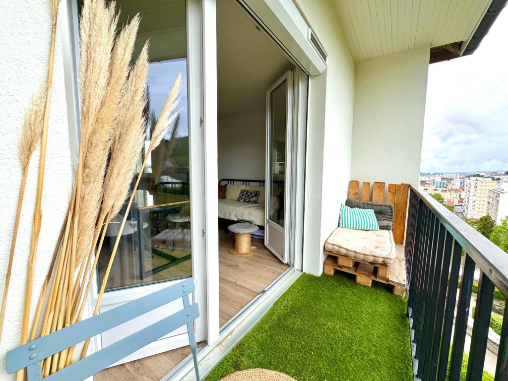 APPARTEMENT T4 A VENDRE - ST ETIENNE - 71.15 m2 - 99 000 &euro;