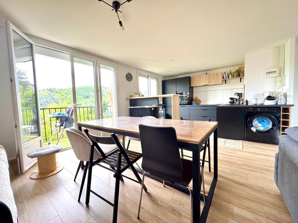 APPARTEMENT T4 A VENDRE - ST ETIENNE - 71.15 m2 - 99 000 &euro;
