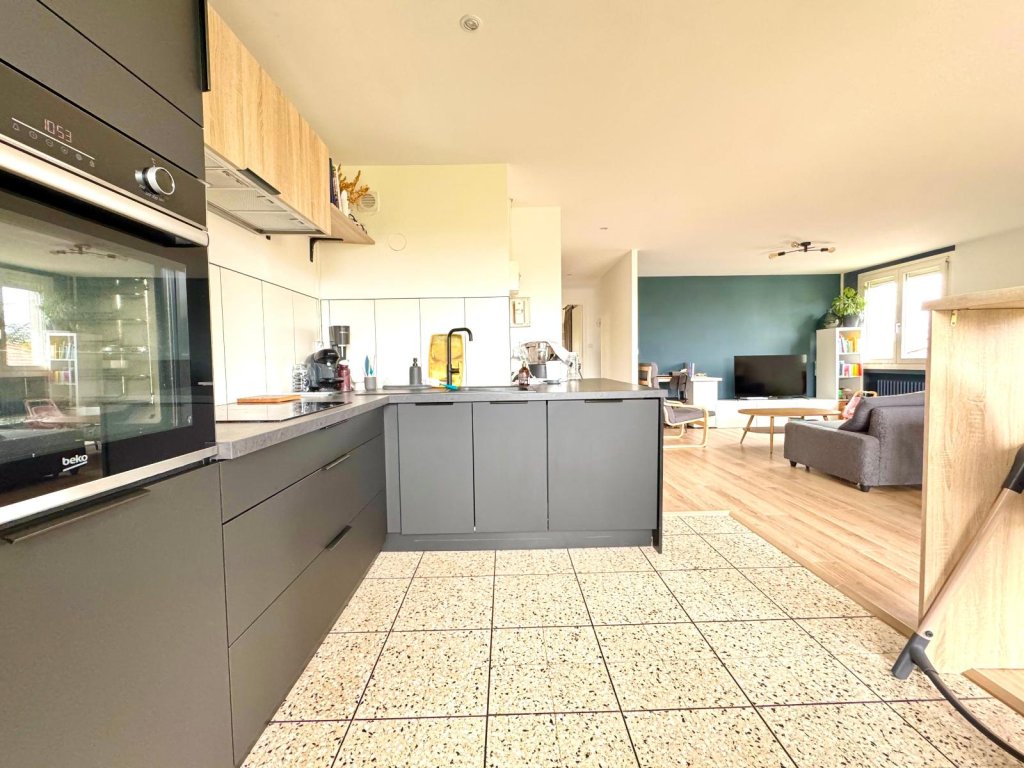 APPARTEMENT T4 A VENDRE - ST ETIENNE - 71.15 m2 - 99 000 &euro;