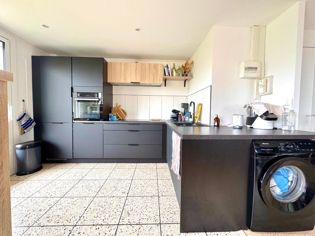 APPARTEMENT T4 A VENDRE - ST ETIENNE - 71.15 m2 - 99 000 &euro;