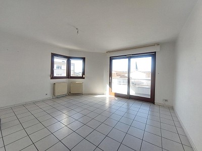 APPARTEMENT T5 A LOUER - LA TALAUDIERE - 96.9 m2 - 945 € charges comprises par mois