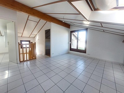 APPARTEMENT T5 A LOUER - LA TALAUDIERE - 96.9 m2 - 945 € charges comprises par mois